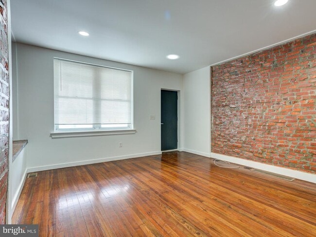 2316 E Cambria St in Philadelphia, PA - Building Photo - Building Photo