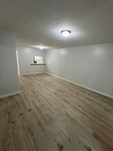 11301 SW 200th St, Unit 205 in Miami, FL - Building Photo - Building Photo