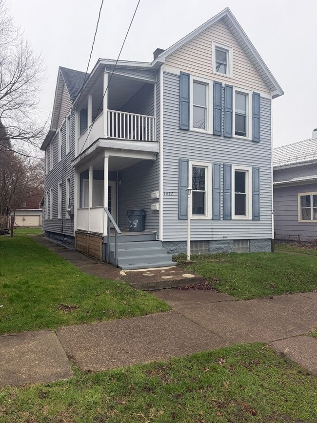 property at 1017 W 5th St