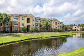 Pine Meadows Apartments in Jacksonville, FL - Building Photo - Building Photo