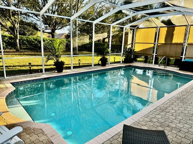 1020 W Rollingwood Ct in Hernando, FL - Building Photo