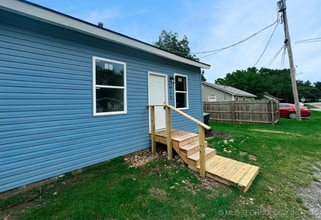 918 Coy Ave in Tahlequah, OK - Building Photo - Building Photo