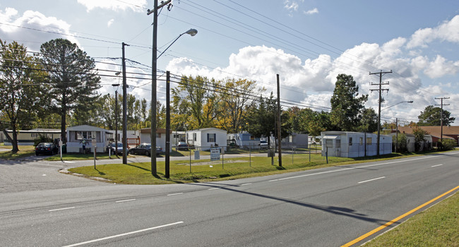 Victory Mobile home Park in Portsmouth, VA - Building Photo - Building Photo