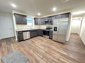 2001 Burlington Dr in Pevely, MO - Building Photo - Building Photo