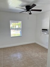 2588 NE 182nd Terrace in North Miami Beach, FL - Building Photo - Building Photo