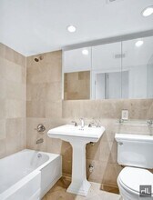 East 10th Street in New York, NY - Building Photo - Building Photo