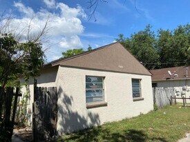 3149 Huron Ave in Oldsmar, FL - Building Photo