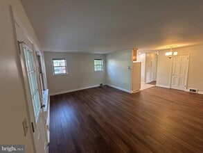 214 Grayling Ave in Narberth, PA - Building Photo - Building Photo
