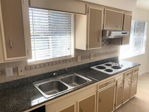 13611 Elm Ct in Sugar Land, TX - Building Photo - Building Photo