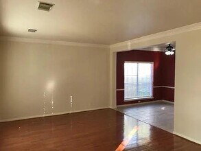 3903 Caney Creek Rd in Austin, TX - Building Photo - Building Photo