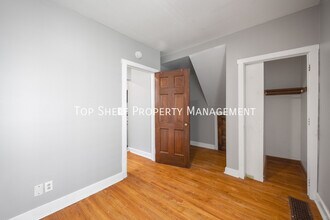 719 19th St in Des Moines, IA - Foto de edificio - Building Photo