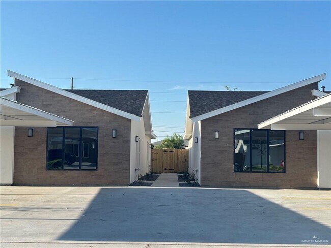 property at 2112 E San Andrea St