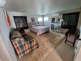 3415 N Huetter Rd in Coeur d'Alene, ID - Building Photo