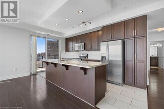 160 Macdonell St in Guelph, ON - Building Photo - Building Photo