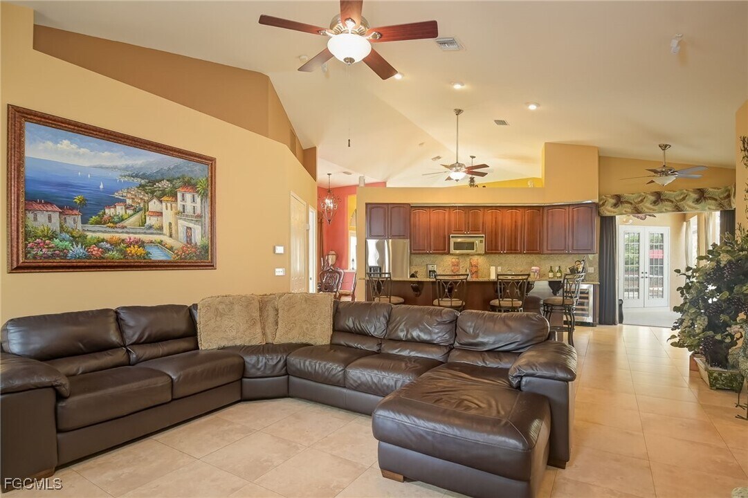 1512 Oak Ave in Lehigh Acres, FL - Building Photo