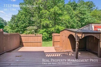7733 Bristol Square Ct in Springfield, VA - Building Photo - Building Photo