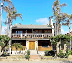 837 4th St in Encinitas, CA - Building Photo - Building Photo