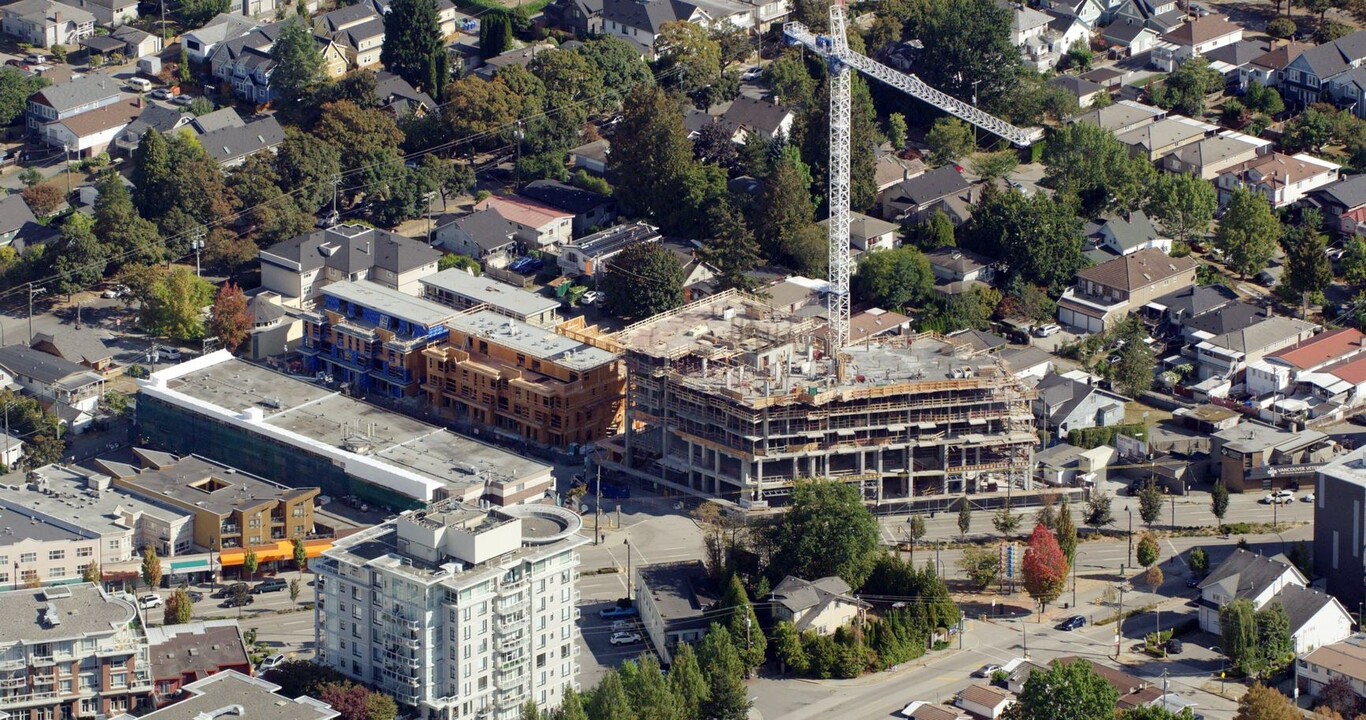 Format-Commercial Podium in Vancouver, BC - Building Photo
