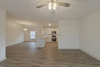8134 Hendrick Dr in Baton Rouge, LA - Building Photo - Building Photo