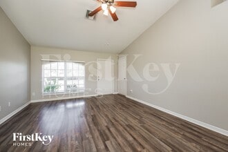 316 SW 29th Ave in Cape Coral, FL - Foto de edificio - Building Photo