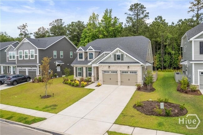 property at 116 Como Dr