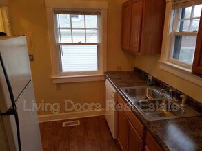 1548 S 25th St in Lincoln, NE - Building Photo - Building Photo