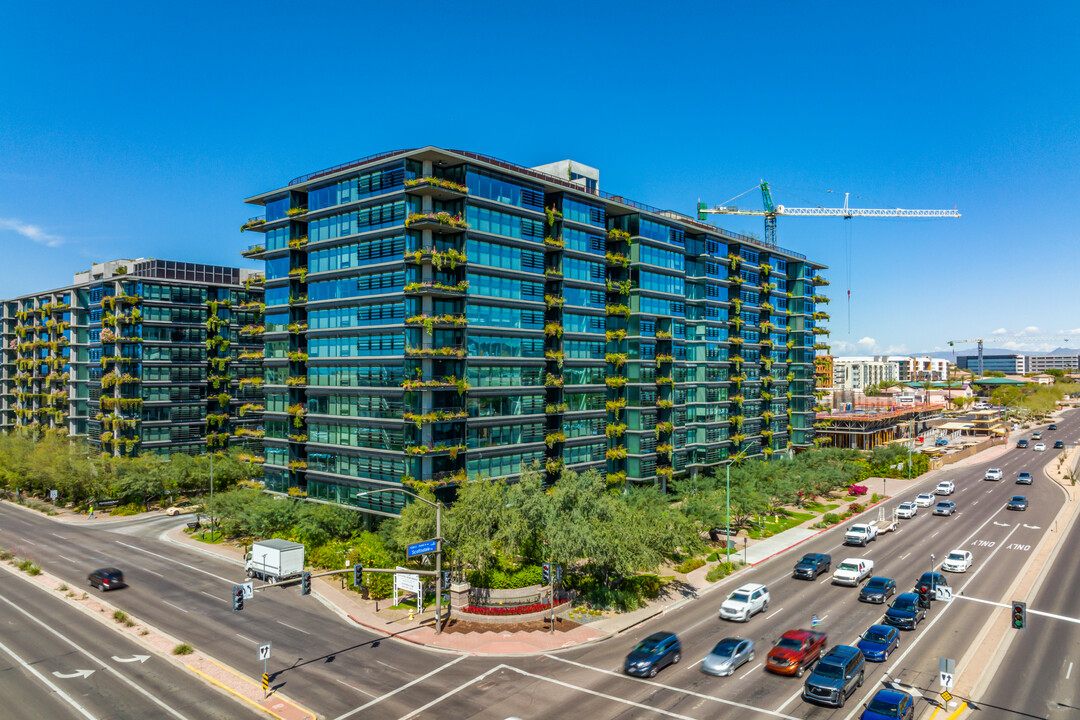 Optima Kierland Condominiums in Scottsdale, AZ - Building Photo