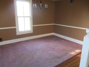 306 E Cypress St in Charleston, MO - Foto de edificio - Building Photo