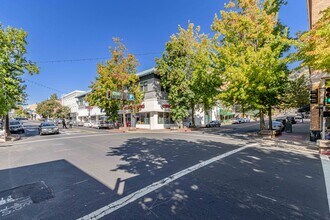 & 1212 14th Street - Aileen Apartments in San Rafael, CA - Building Photo - Building Photo