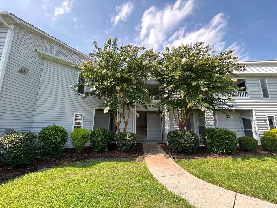 4136 Breezewood Dr in Wilmington, NC - Building Photo