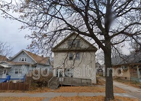 3113 3rd Ave S in Minneapolis, MN - Building Photo