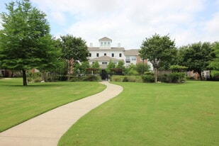 Senior Living-Evergreen At Hulen Bend