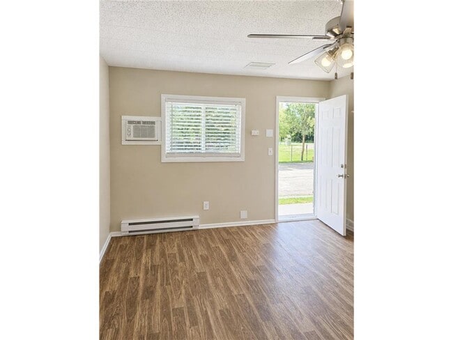 property at 1205 S Sibley Ave