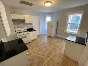 485 East St-Unit -3 in New Haven, CT - Building Photo - Building Photo