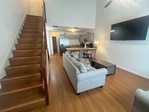 1119 Ocala Rd in Tallahassee, FL - Foto de edificio - Building Photo