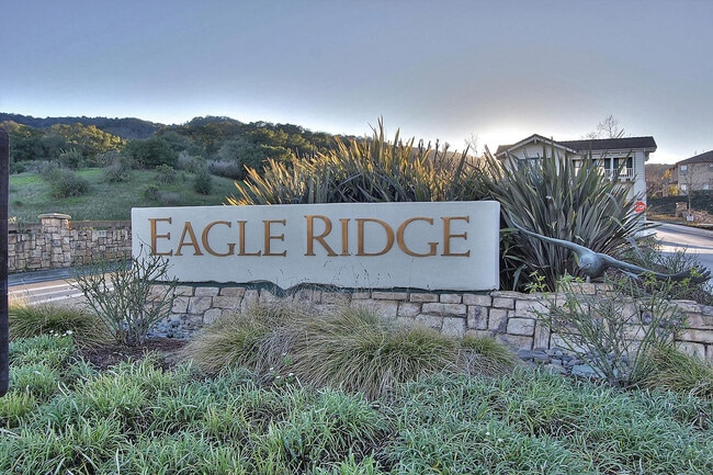 2490 Muirfield Way in Gilroy, CA - Building Photo - Building Photo