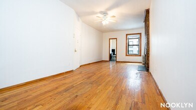 63 Duffield St, Unit 2r in Brooklyn, NY - Foto de edificio - Building Photo