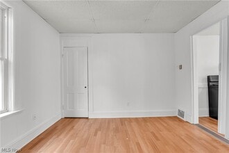 2113 Halstead Ave in Lakewood, OH - Building Photo - Building Photo