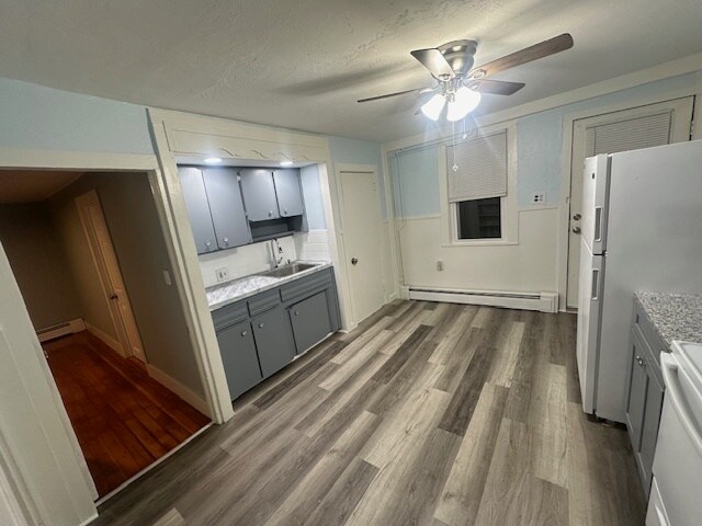 4 Church St in Oxford, MA - Building Photo - Building Photo