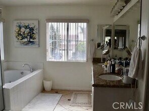 6 Asbury in Irvine, CA - Building Photo - Building Photo