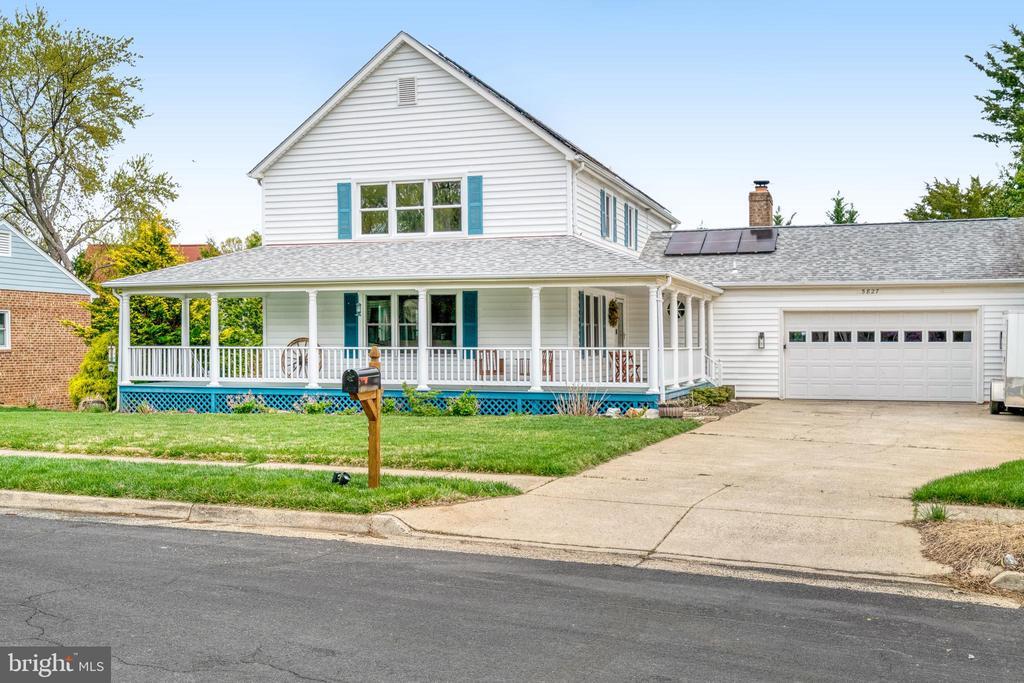 5827 Wessex Ln in Alexandria, VA - Building Photo