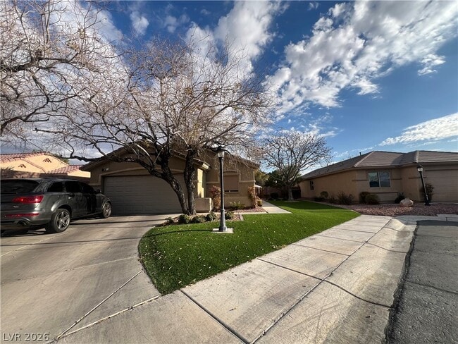 property at 3470 Seaside Treasures Ct