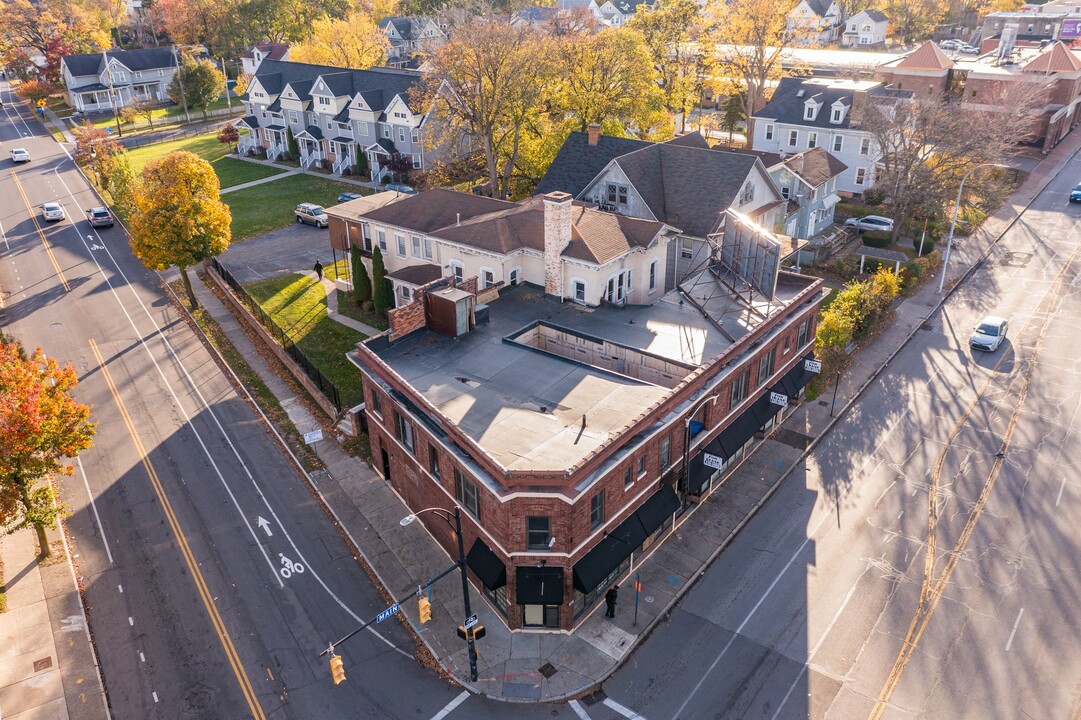 613-625 W Main St in Rochester, NY - Building Photo