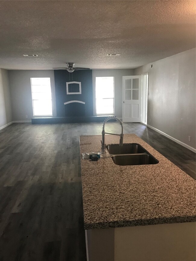 property at 121 La Laja Dr