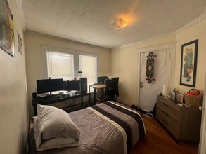 35 Winslow Ave, Unit 2 in Somerville, MA - Building Photo - Building Photo