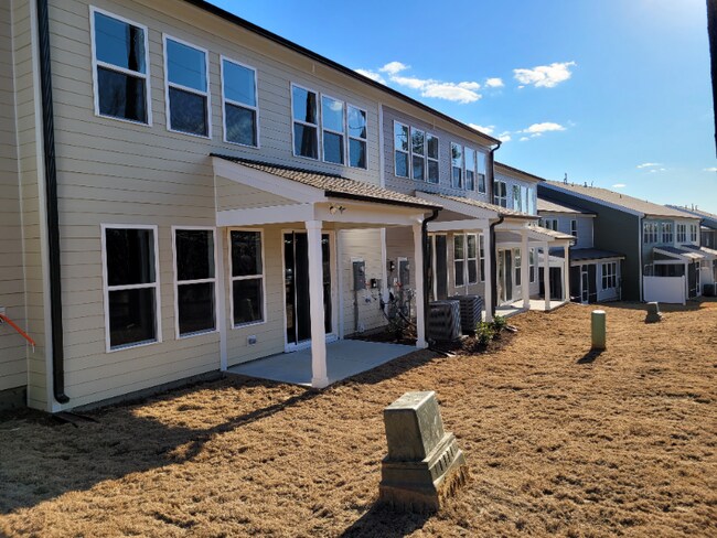 904 Haybeck Ln in Apex, NC - Building Photo - Building Photo