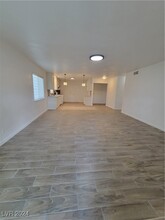 6969 Paddington Way in Las Vegas, NV - Building Photo - Building Photo