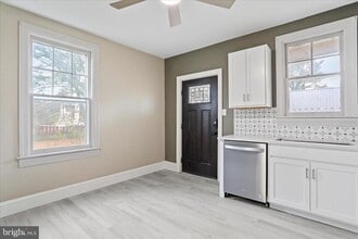 1052 Edgar Ave in Chambersburg, PA - Building Photo - Building Photo