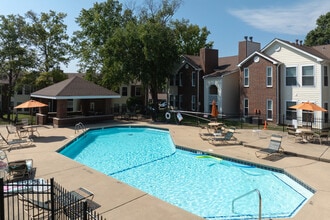 Peachtree in Chesterfield, MO - Foto de edificio - Building Photo