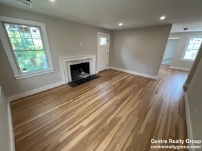 1136 Walnut St, Unit #1 in Newton, MA - Building Photo - Building Photo